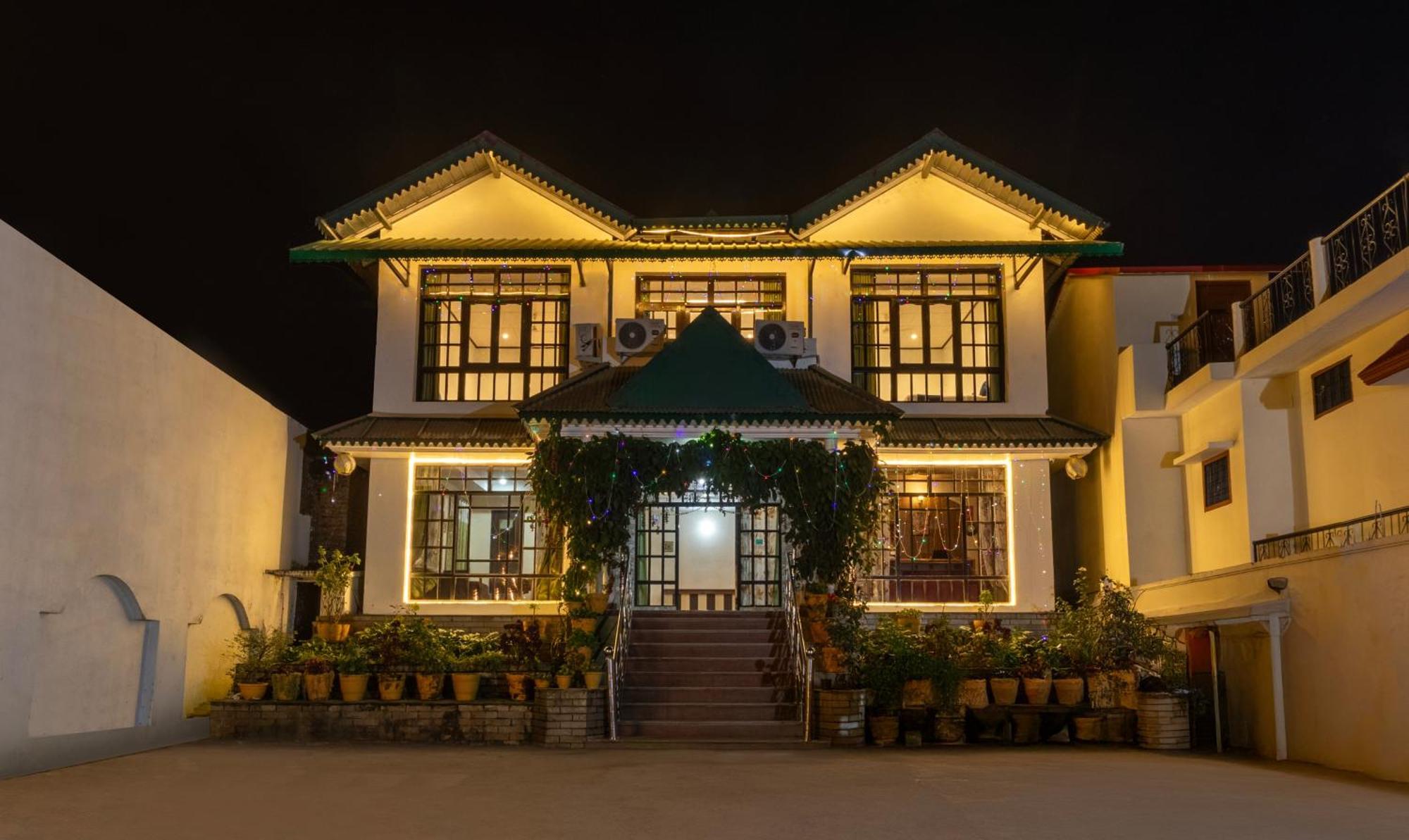 Treebo Spring Birds Hotel Bhimtal Ngoại thất bức ảnh