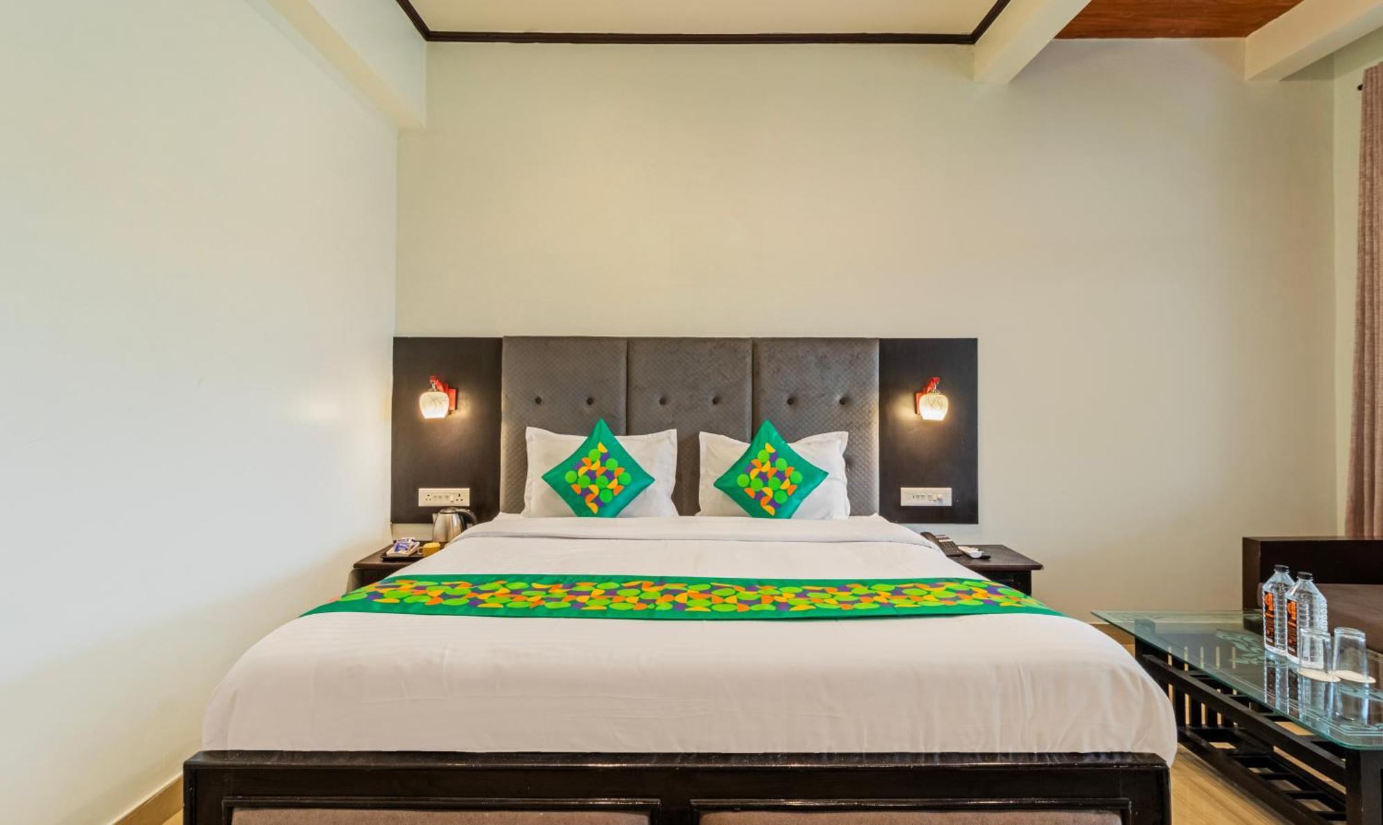 Treebo Spring Birds Hotel Bhimtal Ngoại thất bức ảnh